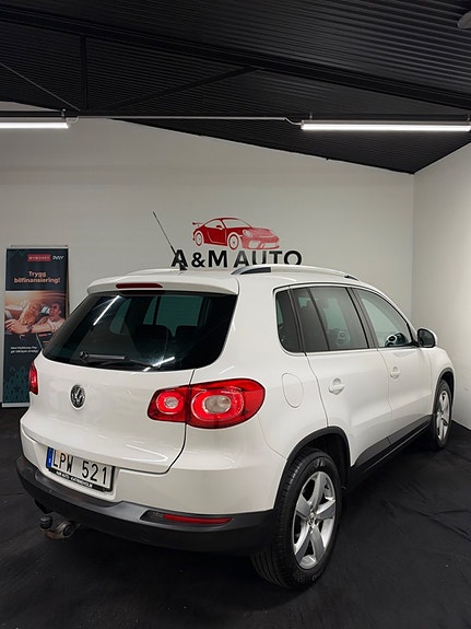 Volkswagen Tiguan 5 of 21
