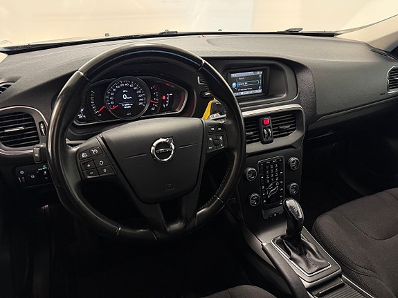 Volvo V40 6 of 8