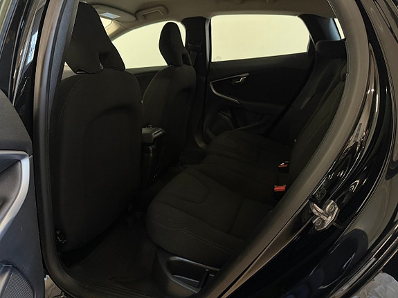 Volvo V40 8 of 8