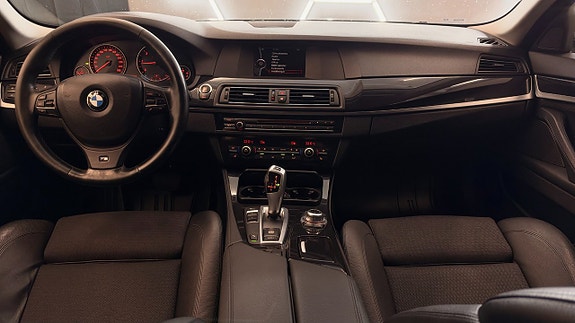 BMW 520d 16 of 18