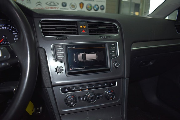Volkswagen Golf I 11 of 21