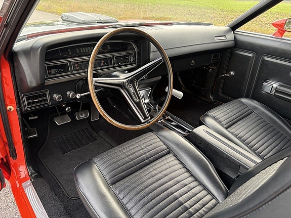 Ford Torino 12 of 30