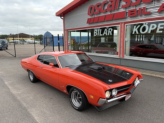 Ford Torino 11 of 30