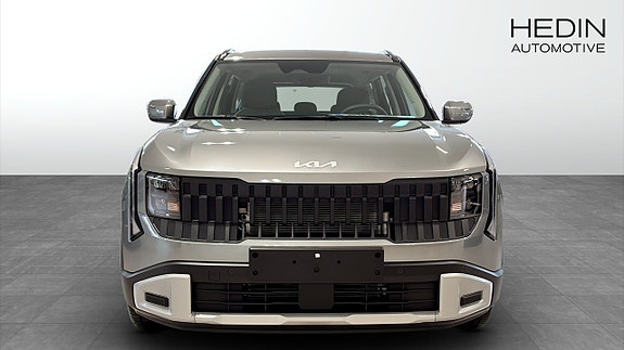 Kia Seltos 7 of 12