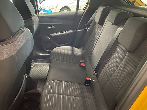 Peugeot 208 8 of 21