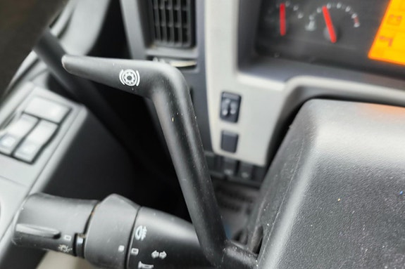 VOLVO FL280 14 of 27