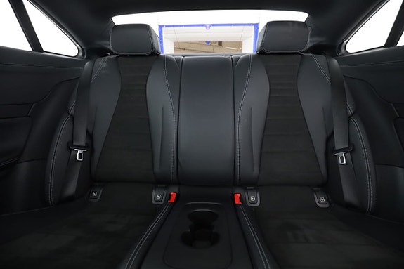 Mercedes-Benz E 220 d 16 of 30