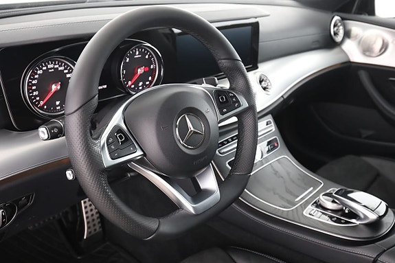 Mercedes-Benz E 220 d 12 of 30