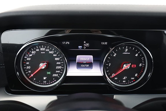 Mercedes-Benz E 220 d 20 of 30
