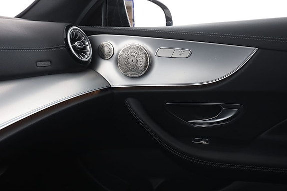 Mercedes-Benz E 220 d 29 of 30