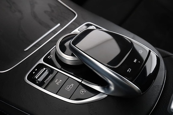 Mercedes-Benz E 220 d 27 of 30
