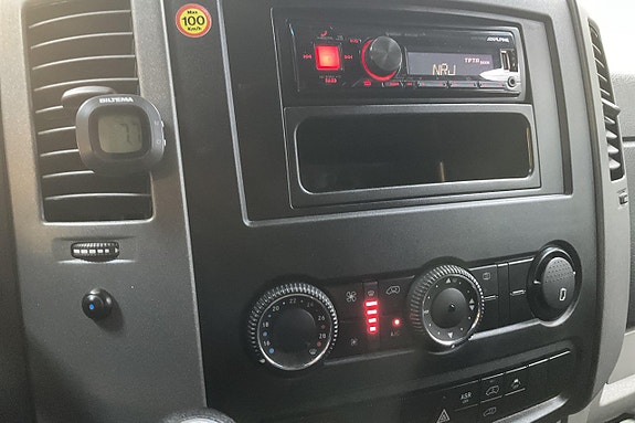 Mercedes Sprinter 516 CDI (163hk) 17 of 27