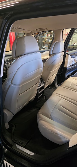 BMW X5 13 of 18