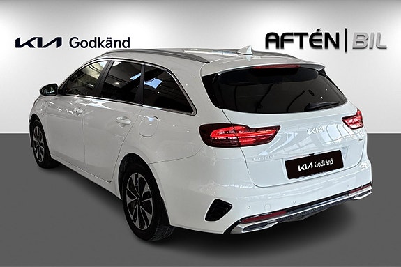 Kia Ceed 8 of 22
