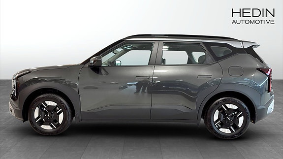 Kia Seltos 2 of 12