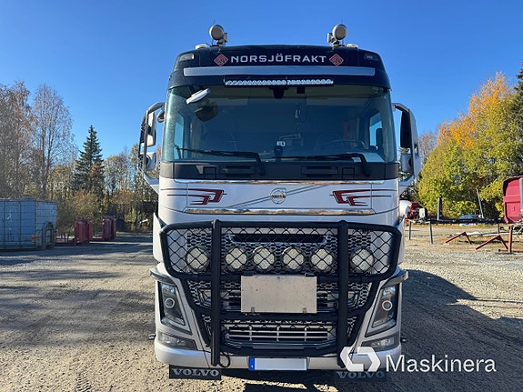 Maskintrailerekipage Volvo 750 med Vang trailer 10 of 27