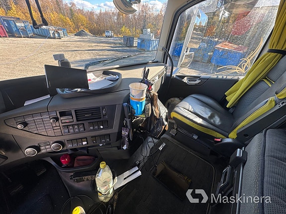 Maskintrailerekipage Volvo 750 med Vang trailer 24 of 27
