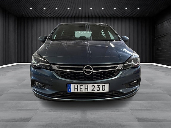 Opel Astra 8 of 16