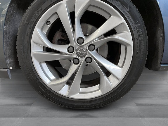 Opel Astra 16 of 16