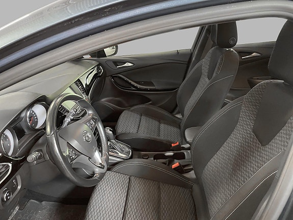 Opel Astra 9 of 16
