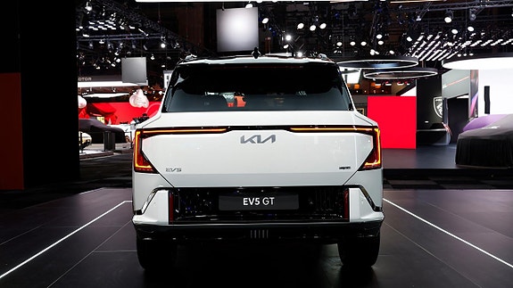 Kia EV5 4 of 10