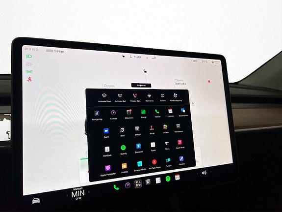 Tesla Model Y 25 of 30