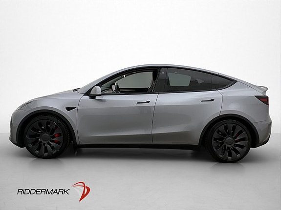 Tesla Model Y 5 of 30