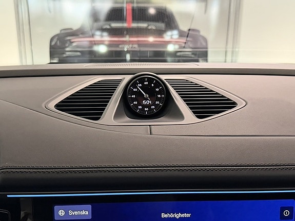 Porsche Macan 4 13 of 23