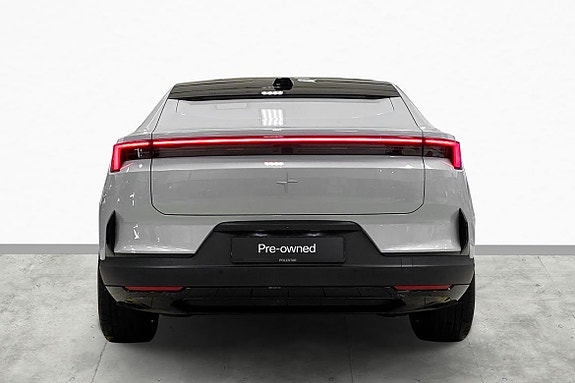 Polestar 4 5 of 17