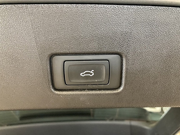 Audi Q4 e-tron 14 of 23