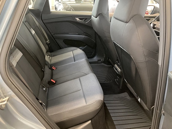Audi Q4 e-tron 11 of 23