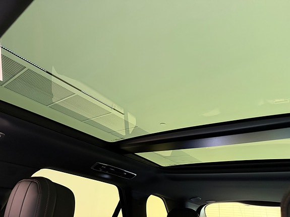 Land Rover Range Rover Sport 15 of 22