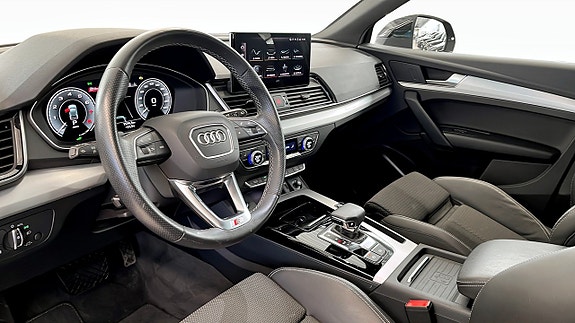 Audi Q5 9 of 19