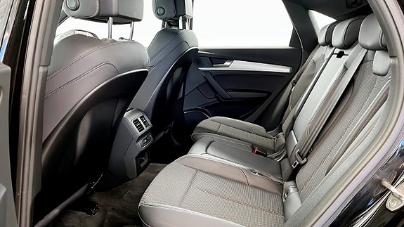 Audi Q5 11 of 19