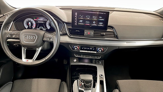 Audi Q5 12 of 19