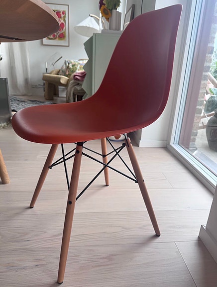 Vitra Eames stil i modell DSW