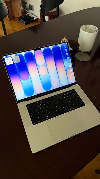Product image 1 of 4