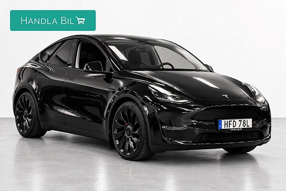 Tesla Model Y 4 of 26