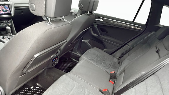 Volkswagen Tiguan 12 of 14