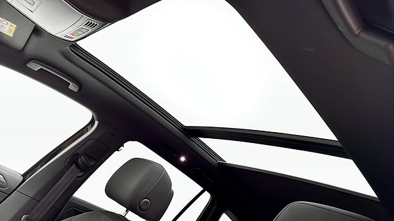 Volkswagen Tiguan 9 of 14