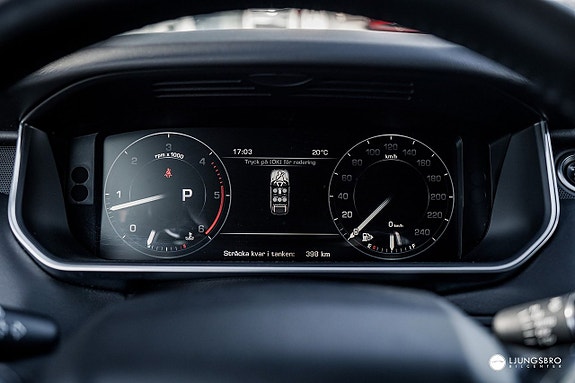 Land Rover Range Rover Sport 8 of 18
