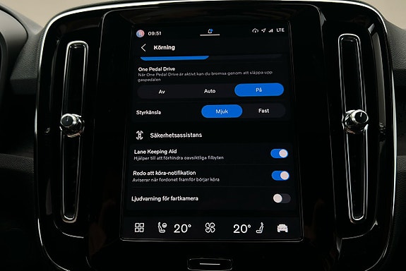 Volvo XC40 21 of 24