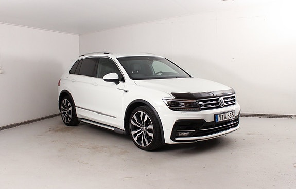 Volkswagen Tiguan 2 of 20