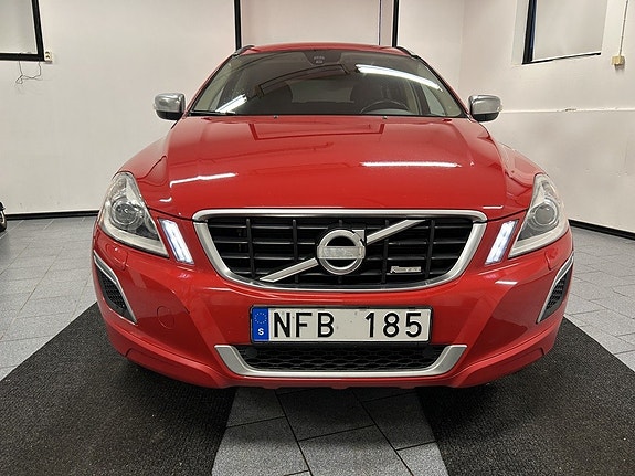 Volvo XC60 5 of 22