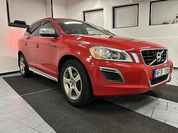 Volvo XC60 3 of 22