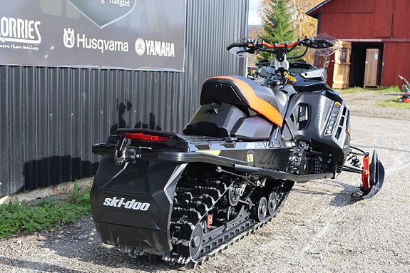 Ski-Doo RENEGADE 900 X-RS TURBO -20 4 of 11