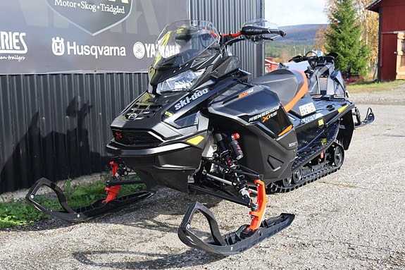 Ski-Doo RENEGADE 900 X-RS TURBO -20 3 of 11