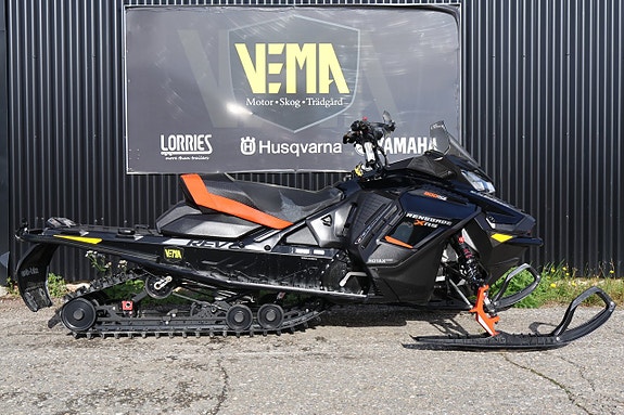Ski-Doo RENEGADE 900 X-RS TURBO -20