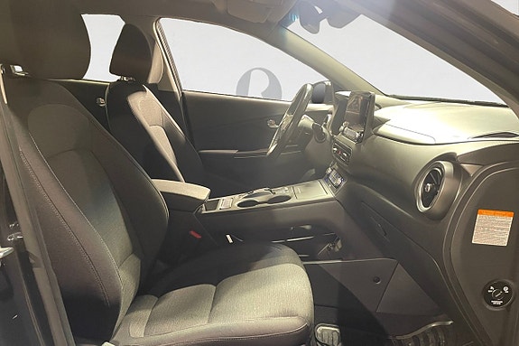 Hyundai Kona 16 of 17