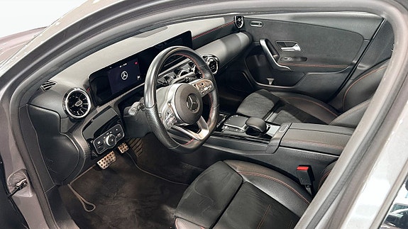 Mercedes-Benz A180 6 of 9